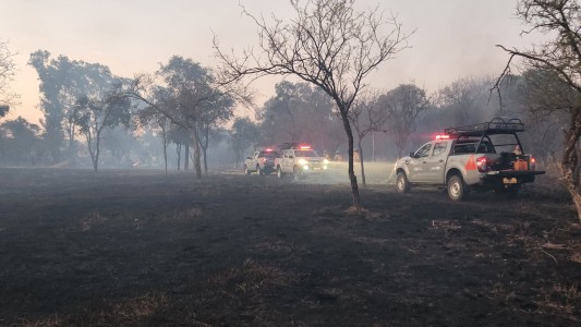 Contuvieron el incendio en Sierras Chicas