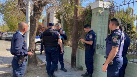 Calles violentas: discutieron en la zona norte, uno persiguió al otro y lo baleó en zona sur