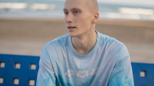 Murió el tiktoker de 20 años que compartía su tratamiento contra el cáncer