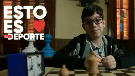 Esto es amor al deporte: la historia de Faustino, un gran ajedrecista de 8 años