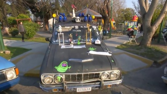 Tuneó su Falcon con "Los Cazafantasmas"