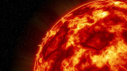 Una mancha solar creció más de 10 veces en dos días y amenaza a la Tierra