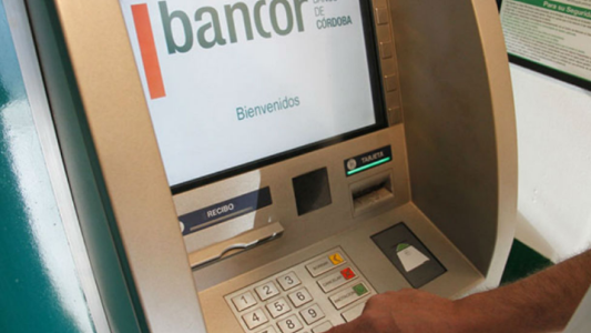 Continúa el pago de haberes a la Administración Pública Provincial