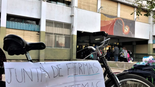 Abuso sexual en el Zípoli: alumnos exigen que el denunciado no vuelva al colegio