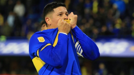 Alarma en Boca antes del Superclásico con River: Marcos Rojo dejó la práctica por una molestia