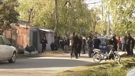 Doble femicidio en Rosario: asesinaron a balazos a dos mujeres frente a cuatro niños