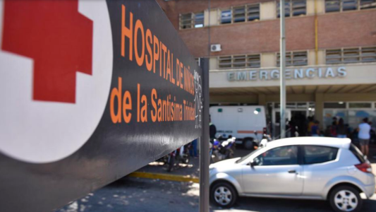 Nene de dos años mordido por un perro callejero