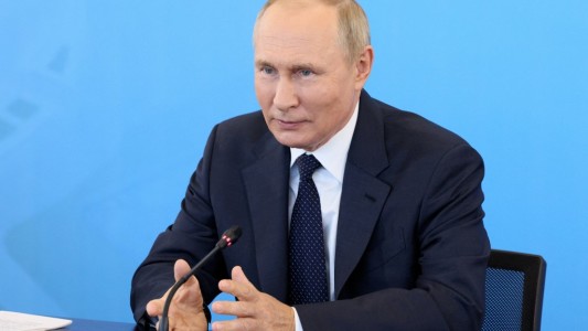 "Utilizaremos todos los medios": Putin amenaza a Occidente con usar armas nucleares