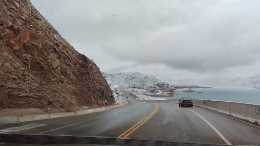 Potrerillos recibió la Primavera con una espectacular nevada