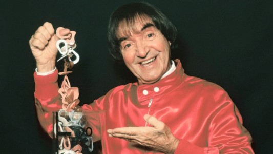 Último adiós a Carlitos Balá: velatorio en la Legislatura porteña