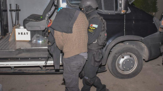 Desarticulan banda que vendía drogas en Córdoba, siete allanamientos y ocho detenidos