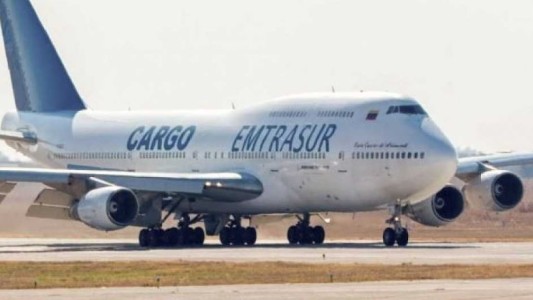 La Justicia sobreseyó a 14 de los 19 tripulantes del avión venezolano-iraní