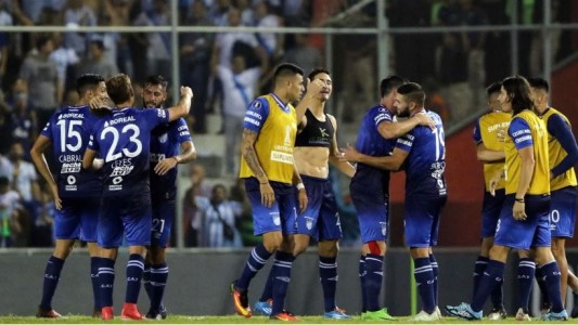 Atlético Tucumán celebra sus 120 años en la cima