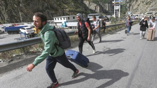 Rusia intercepta en las fronteras a quienes huyen para no ir a la guerra