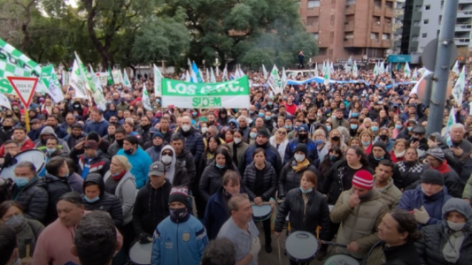 Municipales vuelven a la calle, buscando mejora salarial