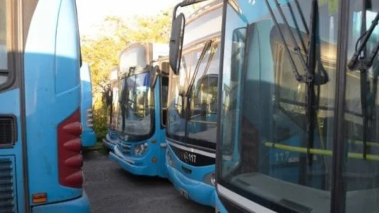 Paro de colectivos: medida de fuerza de UTA en el interior del país