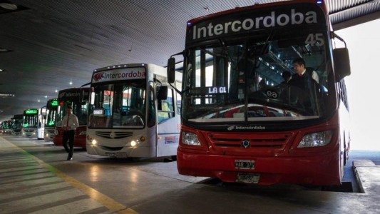 Desde marzo de 2023 el interurbano sólo aceptará medios de pago electrónico