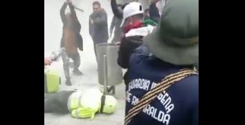 Video: Protesta de pueblos originarios en Bogotá terminó con violencia y policías heridos