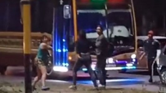 Dos mujeres se pelearon por un “trapito” en Florencio Varela
