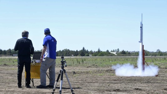 Lanzaron satélites experimentales construidos por estudiantes: hay dos escuelas cordobesas