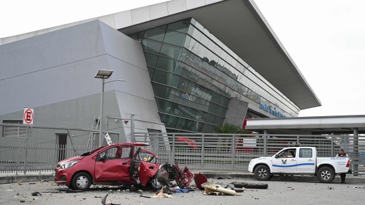 Ecuador: Decretan el toque de queda ante ataques narco-terroristas