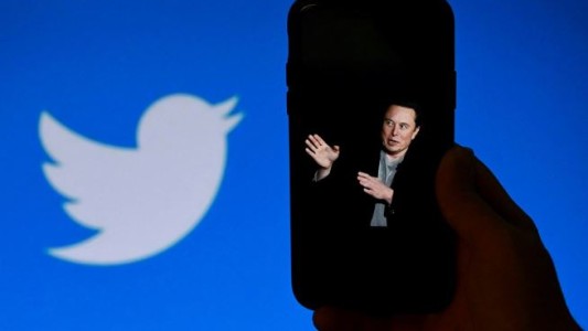 Elon Musk planea echar a la mitad de los empleados de Twitter