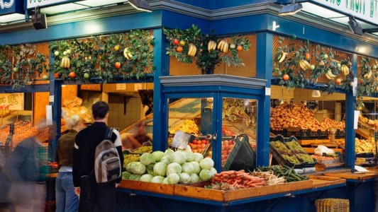 Hungría limitó el precio de las papas y los huevos por la inflación que enfrenta la UE