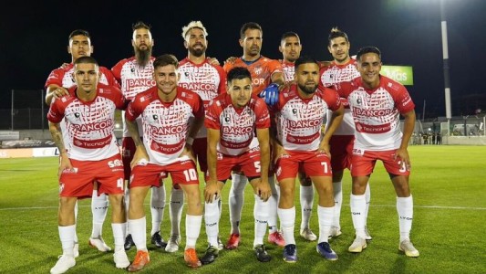 Primera Nacional: Instituto empató sin goles ante Estudiantes de Buenos Aires en la primera final