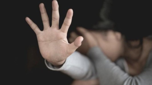 Seis años de prisión para un hombre que manoseó a su nieta de 10 años