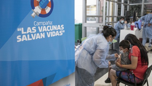 Con el aumento de los casos de Covid la provincia aconseja completar los esquemas de vacunación