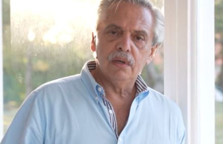 Alberto Fernández apuntó contra Macri y la Justicia en un spot con fuerte tono electoral