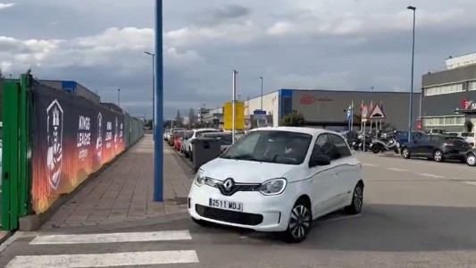 Continúa el cruce entre Piqué y Shakira: el exjugador adquirió un nuevo coche