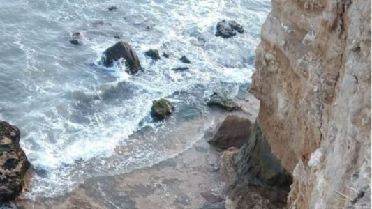 Murió turista español que cayó al vacío mientras posaba para una foto en un acantilado