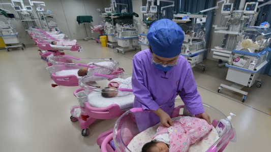 La población de China disminuye por primera vez en más de 60 años