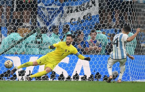 "Scaloni me preguntó si quería patear un penal en la final cuando me vio llorando", reveló Montiel