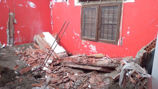 El techo de un comedor solidario se vino abajo y necesitan ayuda