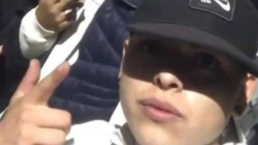 Asesinan a puñaladas a un joven en Campana, graban a la víctima y viralizan las imágenes