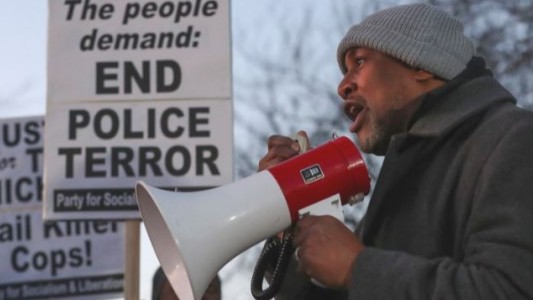Manifestaciones en distintas ciudades estadounidenses por la muerte de un joven afroamericano
