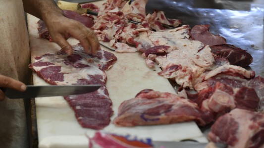 El Gobierno anunciará un plan con descuentos del 10% para la compra de carne vacuna con tarjeta de débito