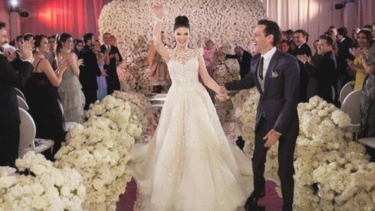 Marc Anthony se casó con Nadia Ferreira y celebraron a todo lujo