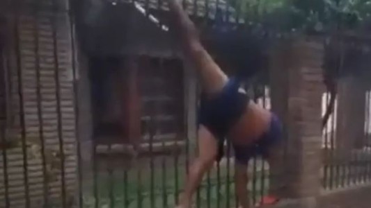 Merlo: Entró a robar en una casa, hirió al dueño, al escapar se atascó en las rejas y lo detuvieron