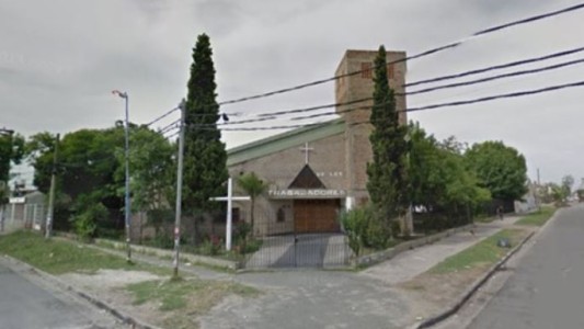 Lanús: Un párroco impidió un femicidio en plena misa