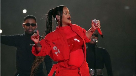 Regreso con gloria de Rihanna en el entretiempo del Superbowl