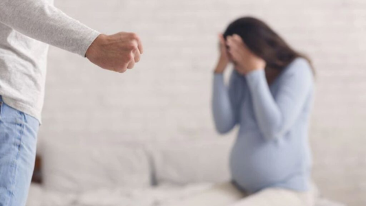 Punta Alta: detuvieron a un joven por retener, golpear y morder a su novia embarazada