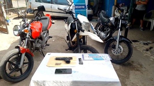 Dos menores aprehendidos tras balear a un chico de 15: tenían vehículos y celulares robados y un arma de guerra
