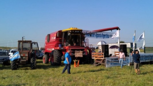 Comenzó la concentración de productores agrarios: reclamo de asistencia por la sequía