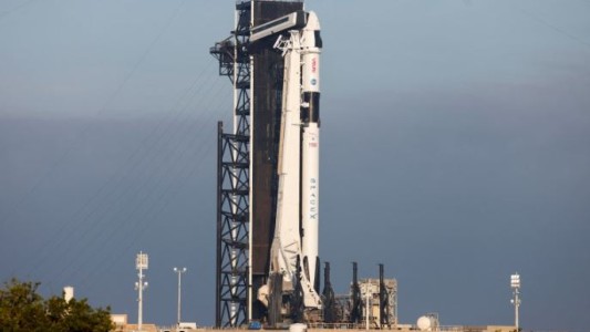 La NASA y SpaceX lanzaron sexta misión tripulada para la estación espacial