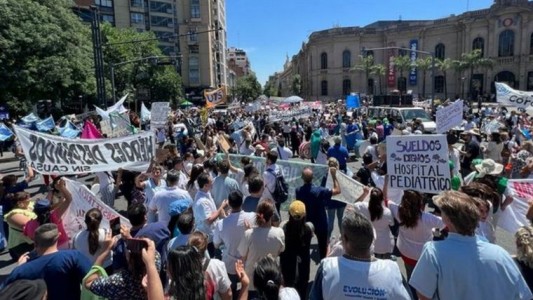 Conflicto en la salud: se realizó un nuevo paro y anunciaron otro para el miércoles 15