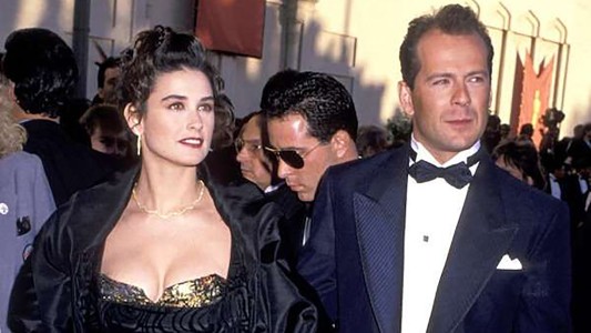 Demi Moore se mudó con su exesposo Bruce Willis para cuidarlo tras diagnóstico de demencia
