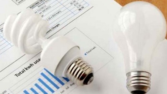 Extienden hasta mediados de abril el plazo de inscripción al registro de subsidios de luz y gas